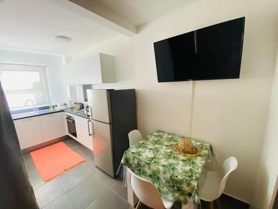 Tehautahi Cozy Lodge 2 Παπεέτε Εξωτερικό φωτογραφία