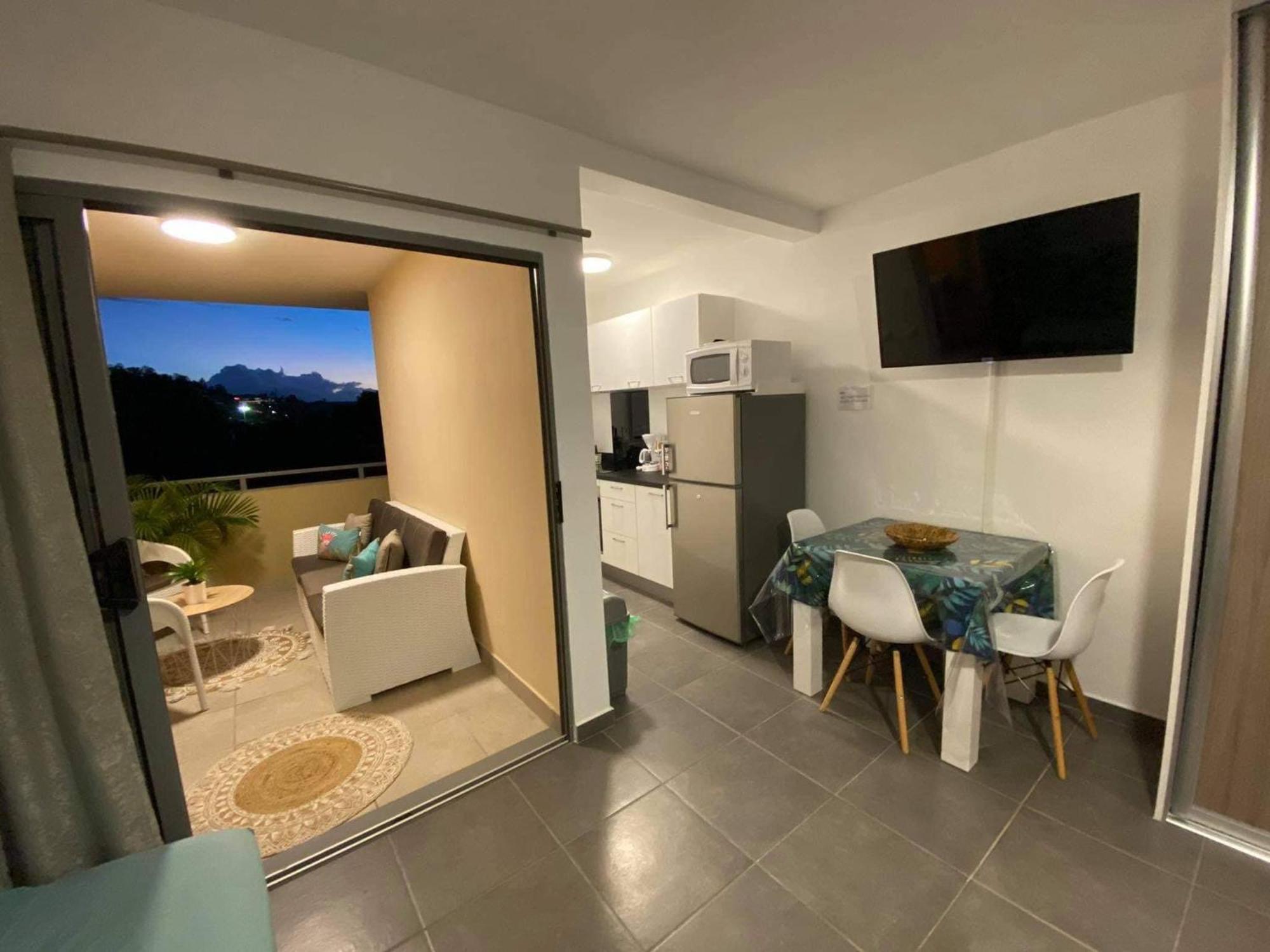 Tehautahi Cozy Lodge 2 Παπεέτε Εξωτερικό φωτογραφία
